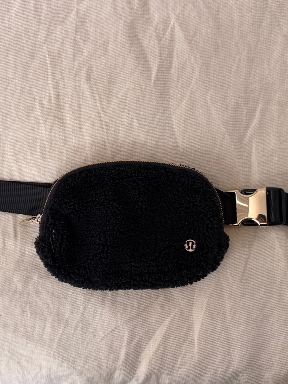 Lululemon Everywhere Fleece Belt Bag